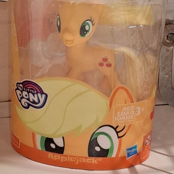 Applejack my little pony toy NIB new in box G4 FIM - Picture 3 of 4